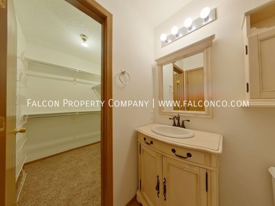 Amazing Home In Stetson Hills! property image