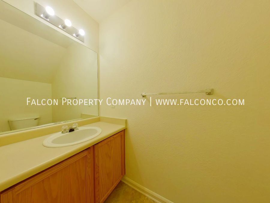 Enchanting Home in Spring Creek! property image