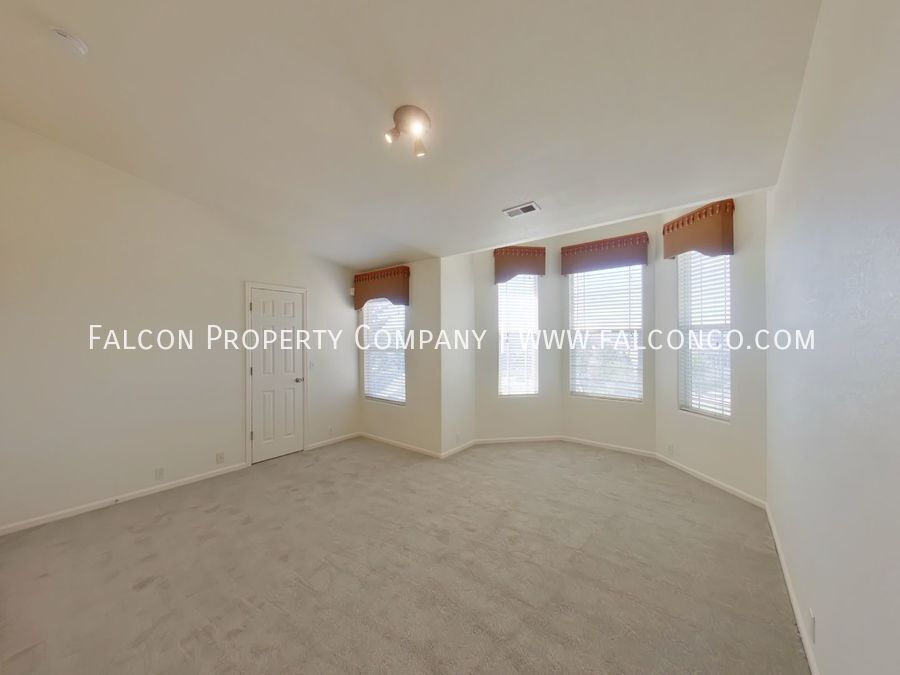 Enchanting Home in Spring Creek! property image