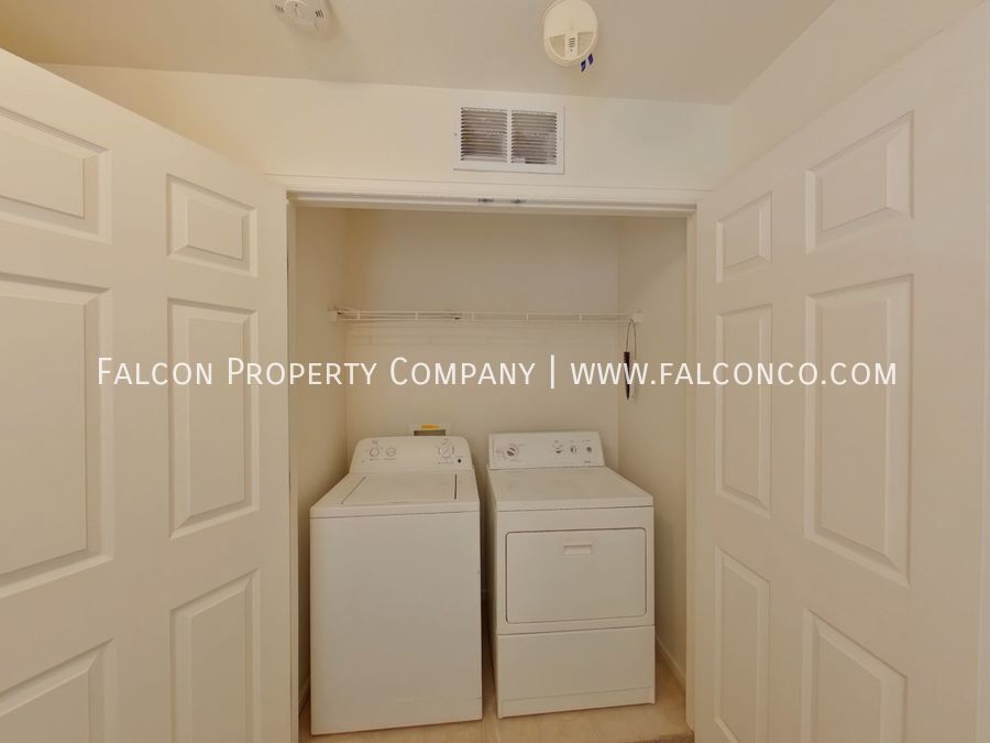 Enchanting Home in Spring Creek! property image