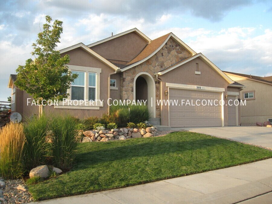 Incredible Rancher in Struthers Ranch! property image