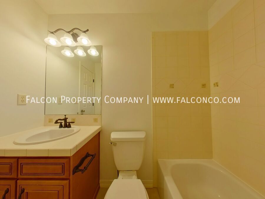 Incredible Rancher in Struthers Ranch! property image