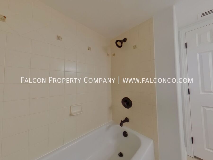 Incredible Rancher in Struthers Ranch! property image