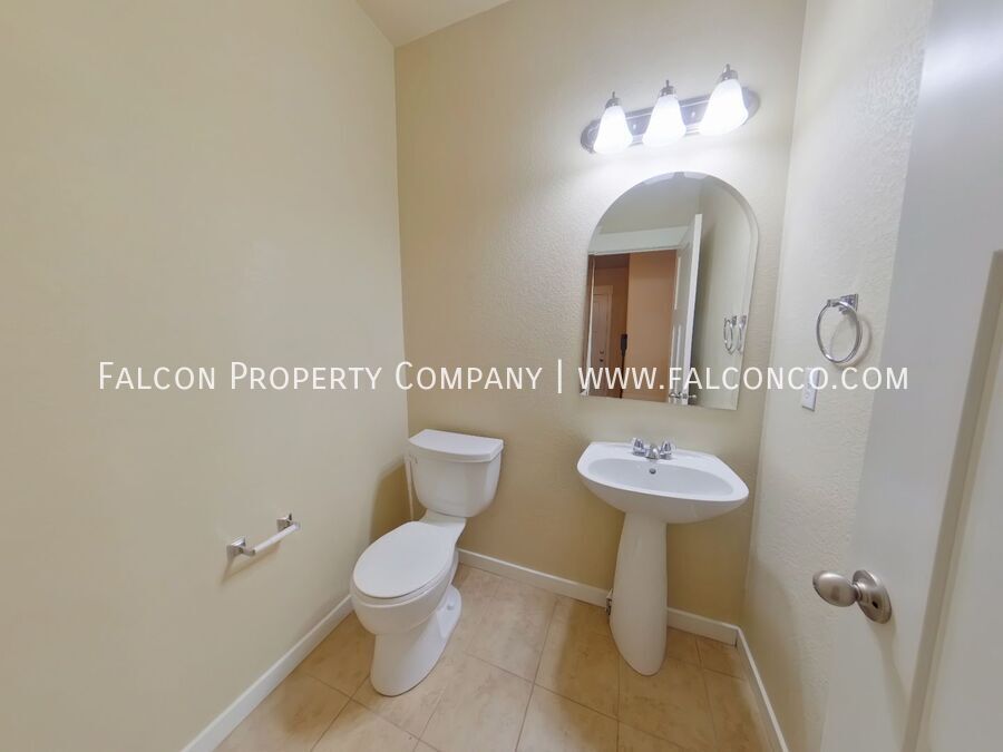 Beautiful Home In Wilshire! property image