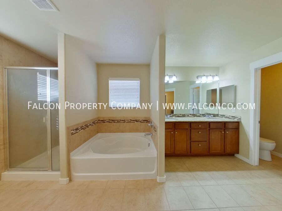 Beautiful Home In Wilshire! property image
