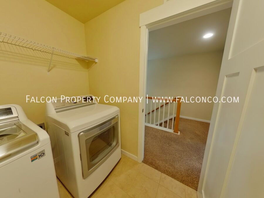 Beautiful Home In Wilshire! property image