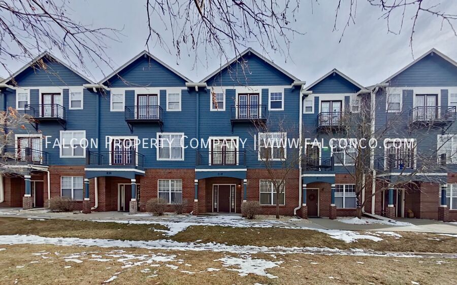 Vibrant Townhouse Downtown! property image