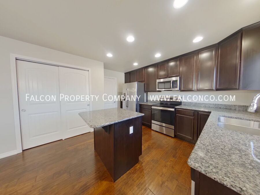 Fantastic Home in Meridian Ranch! - Approved Applicant Pending! property image