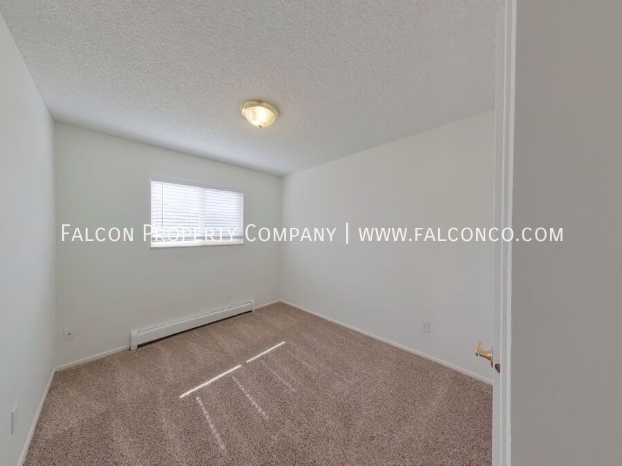 Contemporary Apartment In Village 7! property image