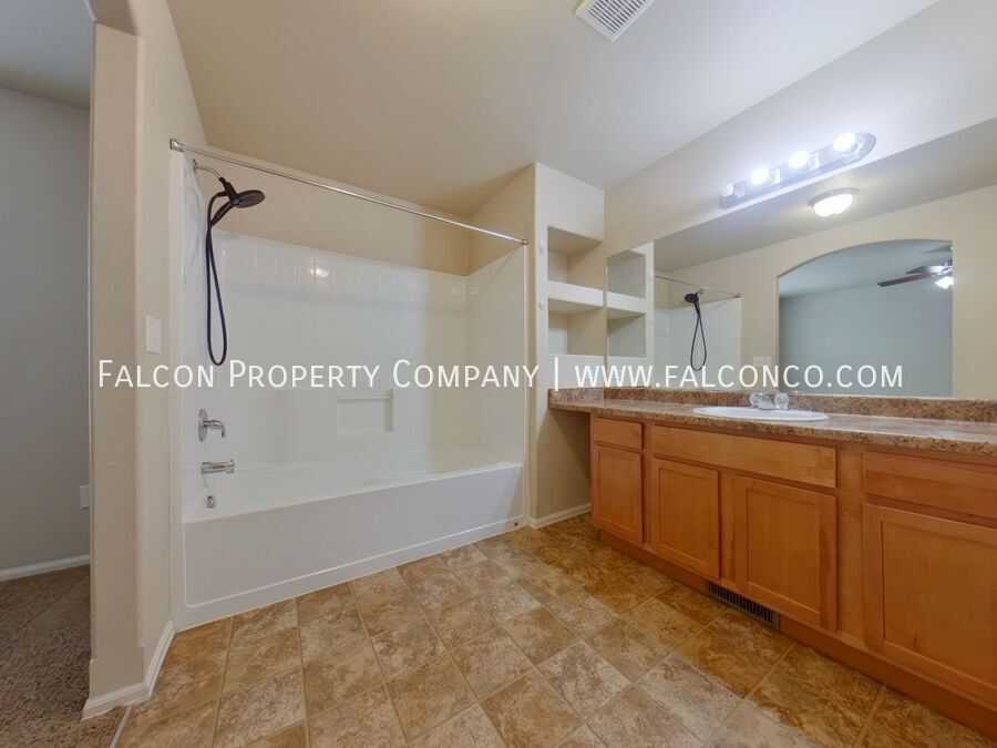 Marvelous Townhome In Canyon Springs At Soaring Eagle! property image