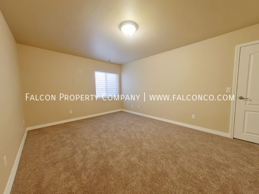 Spectacular Home in Stetson Hills! property image