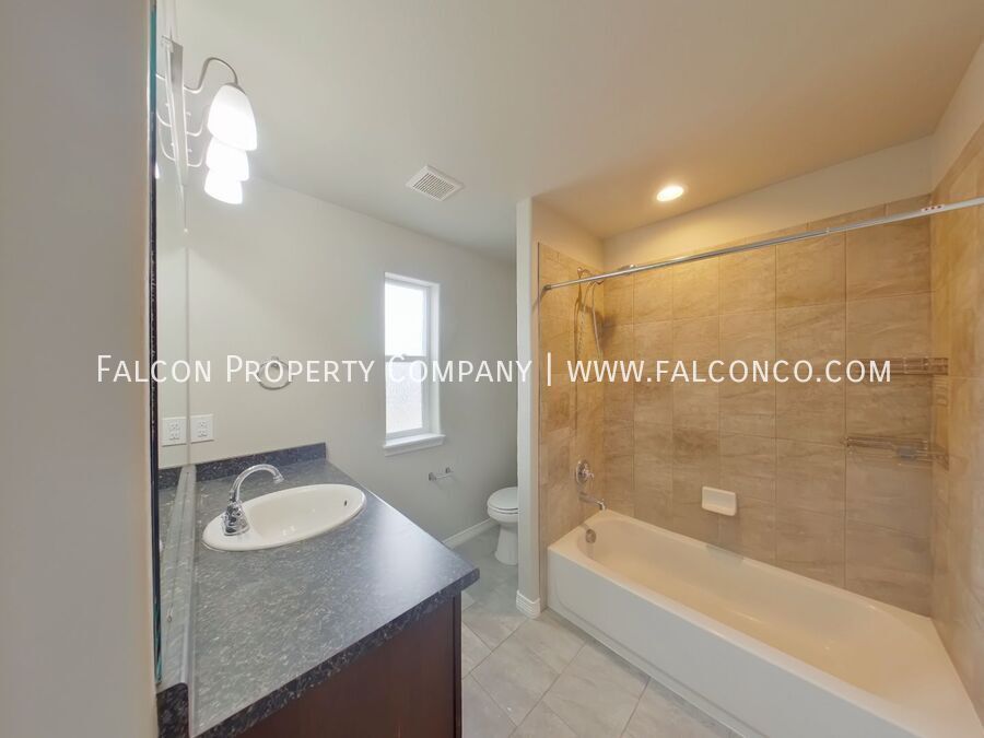 Stunning Home In Carriage Meadows North! property image