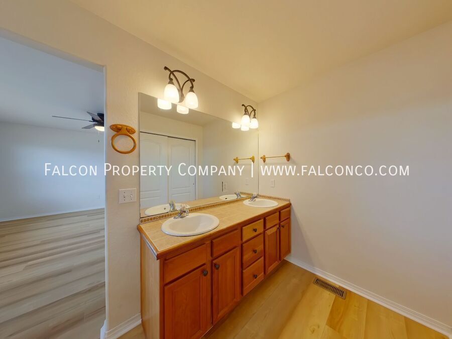 Gorgeous Home In Briargate! property image