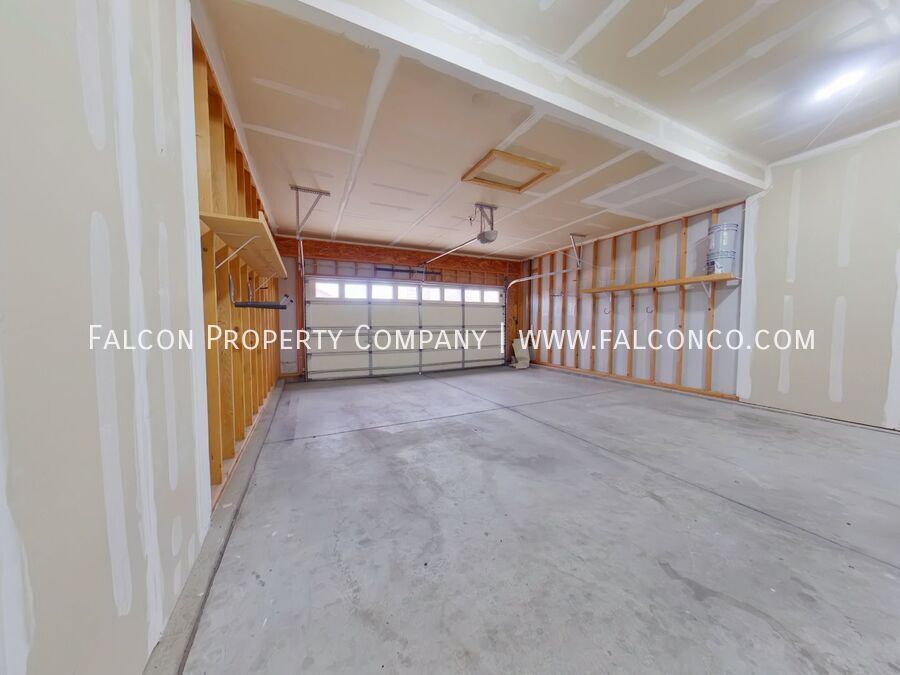 Sensational Home In The Glen At Widefield! - Lease Pending! property image