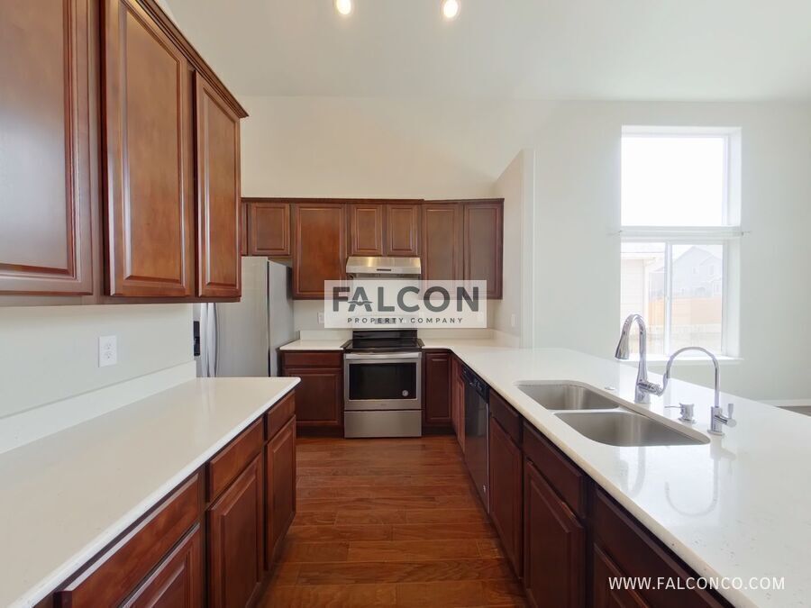 Stunning Home In Carriage Meadows North! - Approved Applicants Pending! property image