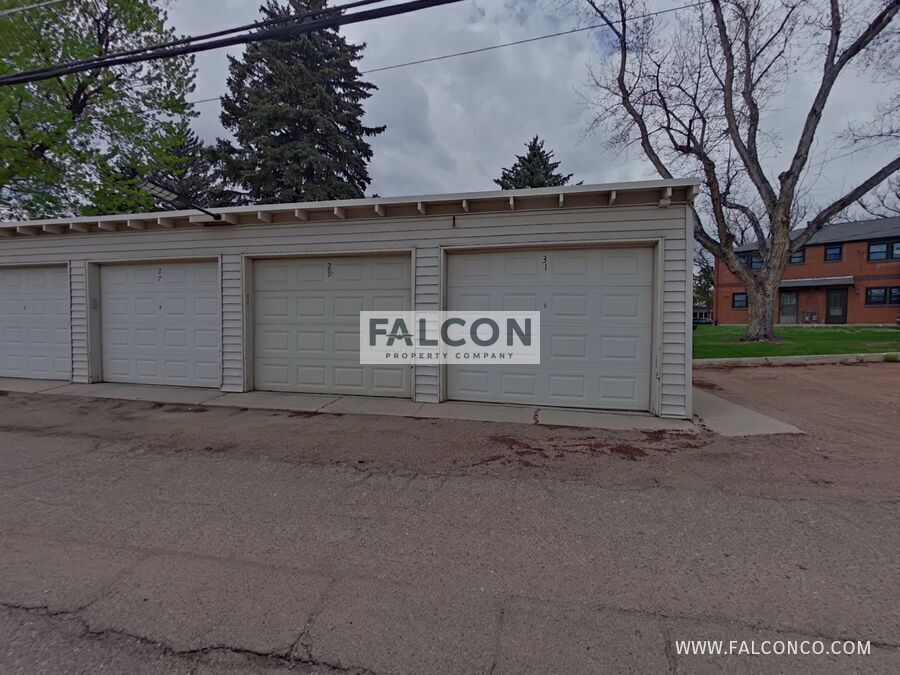 Fantastic Condo In Patty Jewett! property image