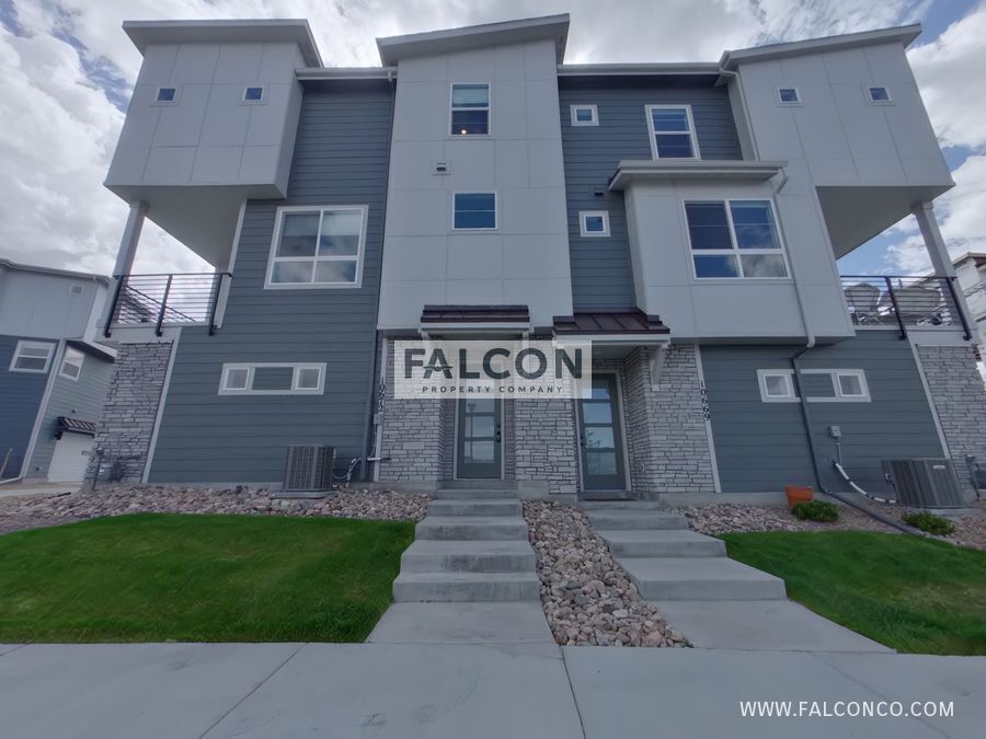 Dazzling Townhome in Victory Ridge! - Lease Pending! property image