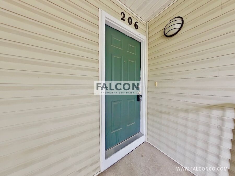 Inviting Condo In South East Colorado Springs! property image