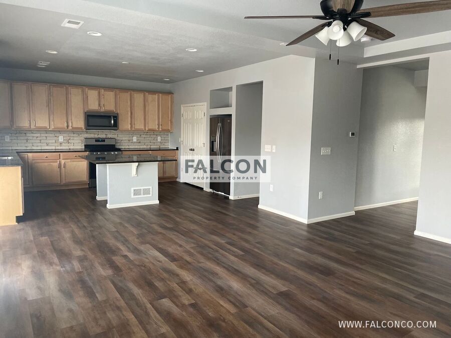 Stunning Home In Banning Lewis! property image