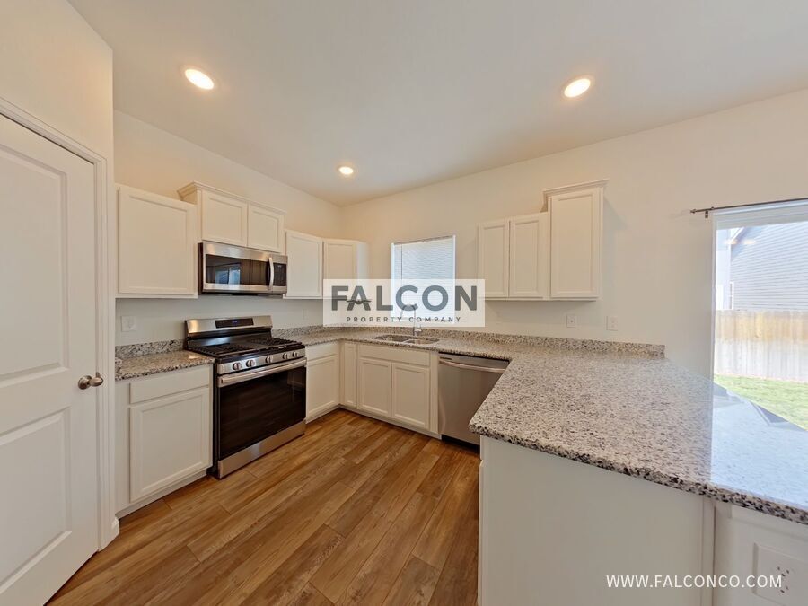 Timeless Home In Lorson Ranch! property image