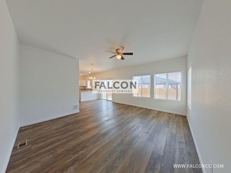Timeless Home In Lorson Ranch! property image