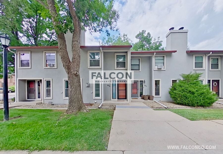 Incredible Townhome In Downtown! property image