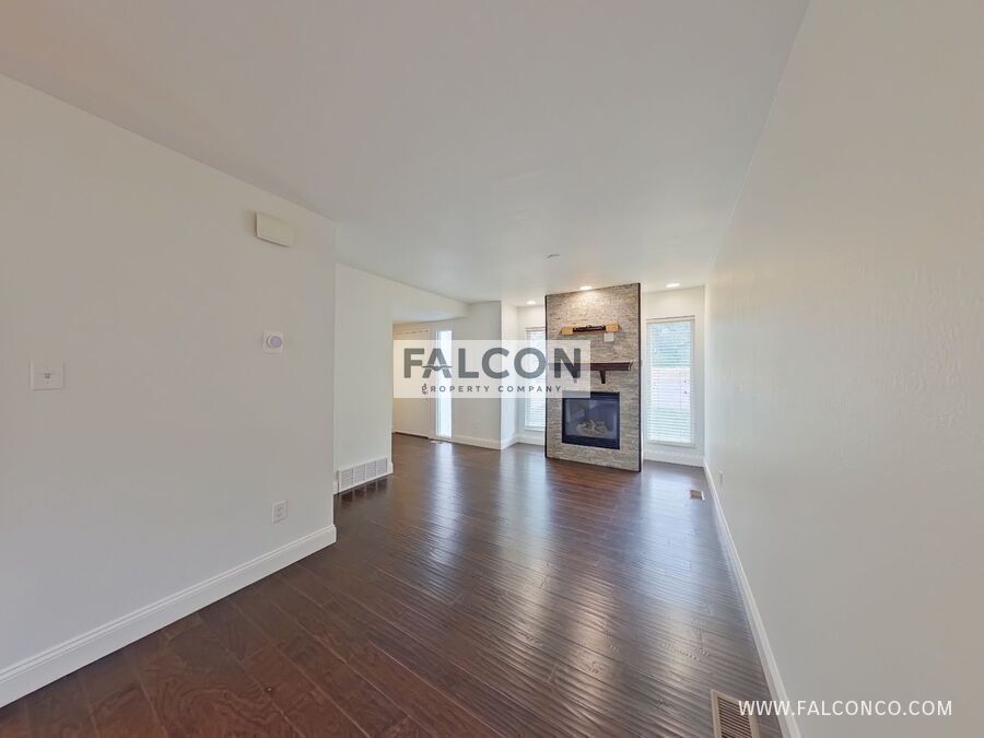 Incredible Townhome In Downtown! property image