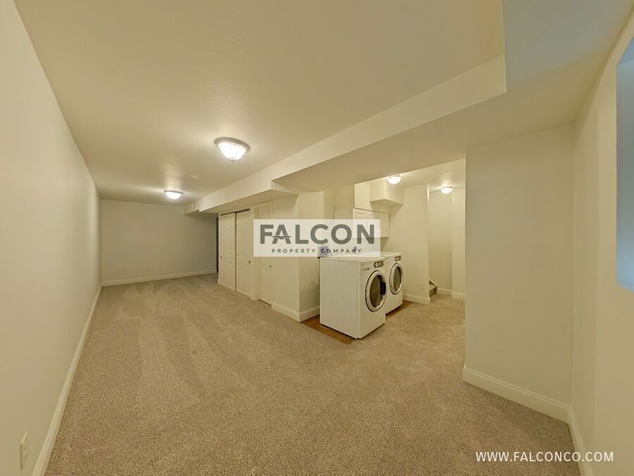 Incredible Townhome In Downtown! property image