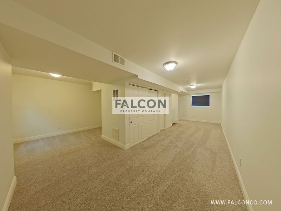 Incredible Townhome In Downtown! property image