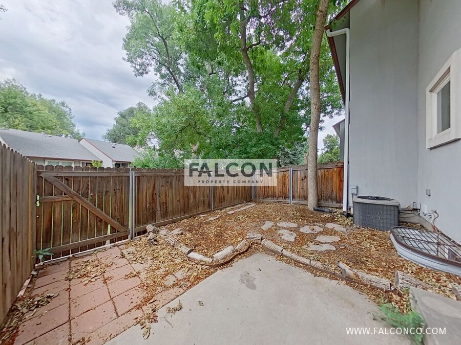 Incredible Townhome In Downtown! property image