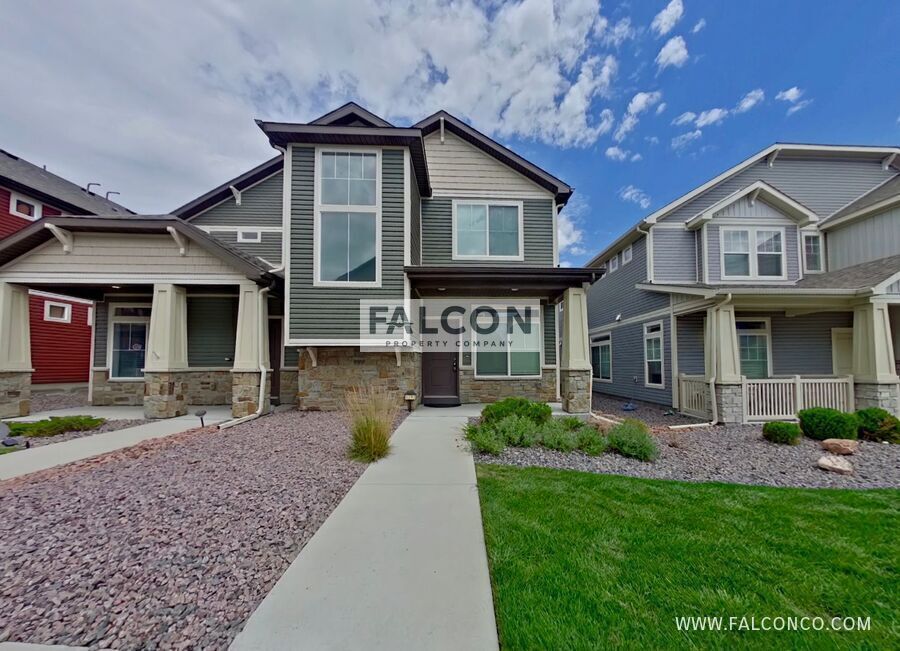 Magnificent Townhome In Banning Lewis Ranch! property image