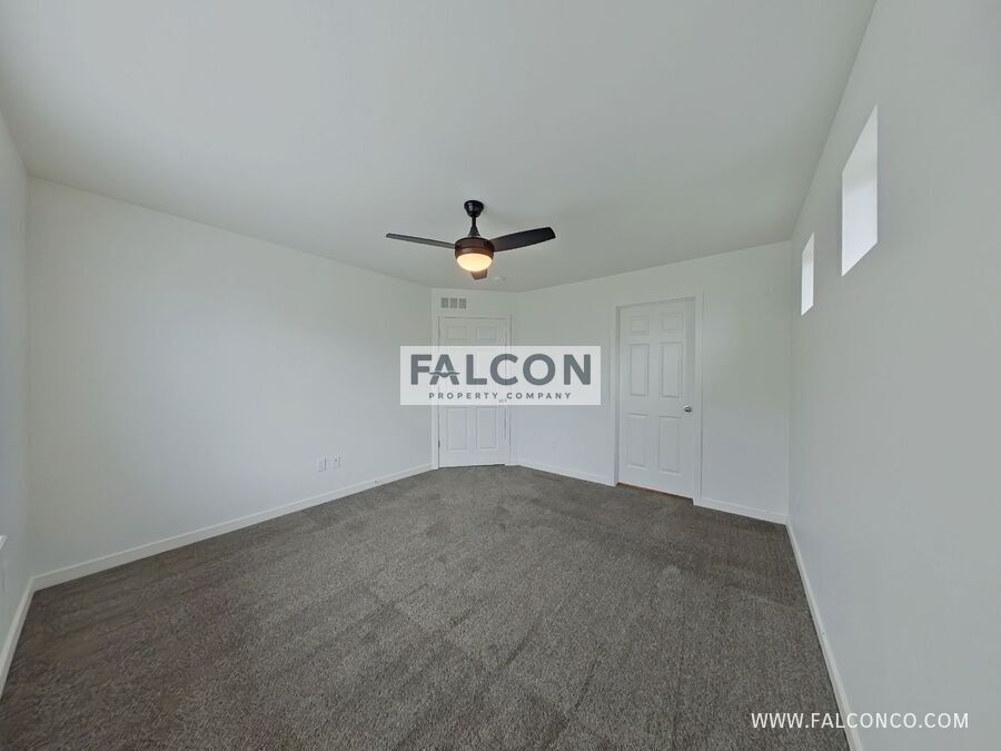Magnificent Townhome In Banning Lewis Ranch! property image