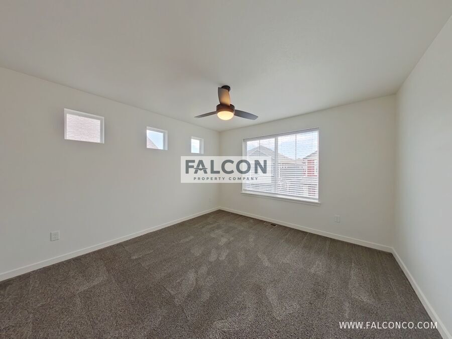 Magnificent Townhome In Banning Lewis Ranch! property image