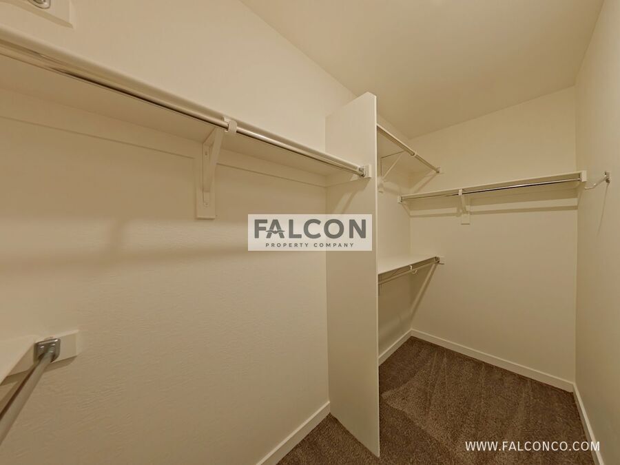 Magnificent Townhome In Banning Lewis Ranch! property image
