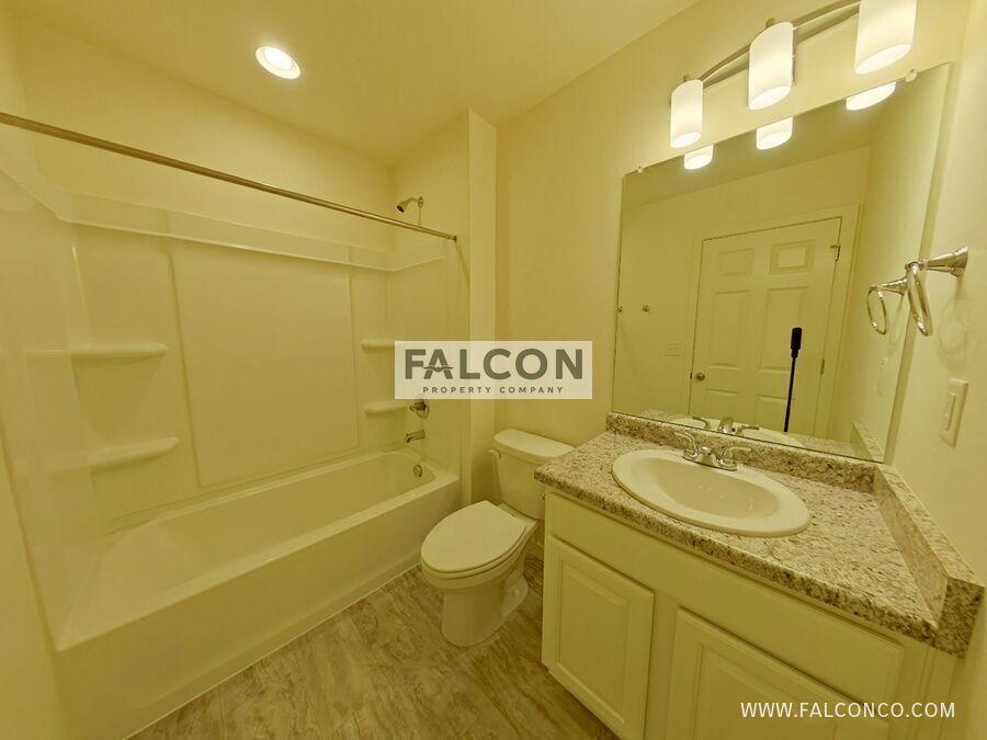 Magnificent Townhome In Banning Lewis Ranch! property image