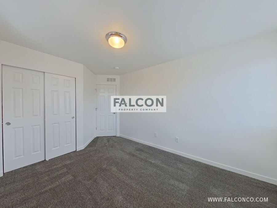 Magnificent Townhome In Banning Lewis Ranch! property image