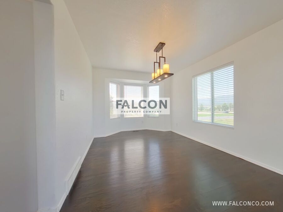 Show-Stopping Home In Northgate! property image