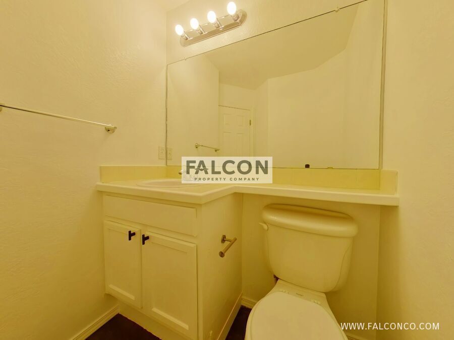 Show-Stopping Home In Northgate! property image
