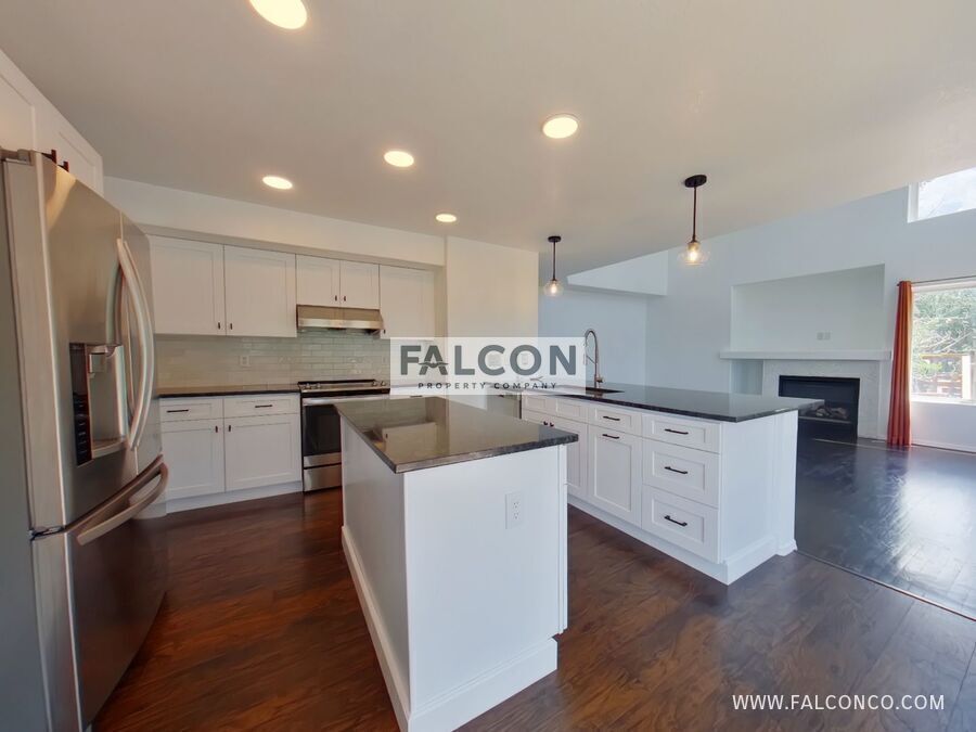 Show-Stopping Home In Northgate! property image