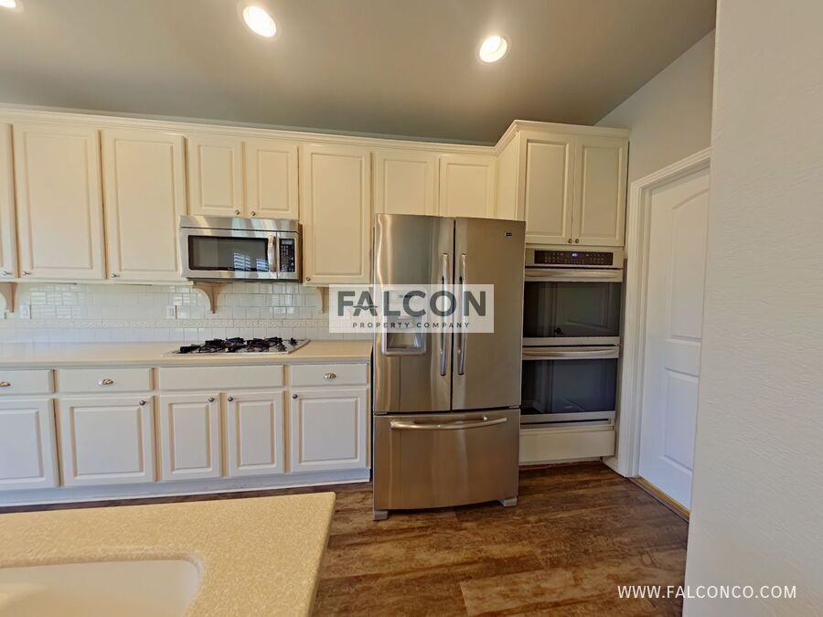 Spectacular Home In Wolf Ranch! property image