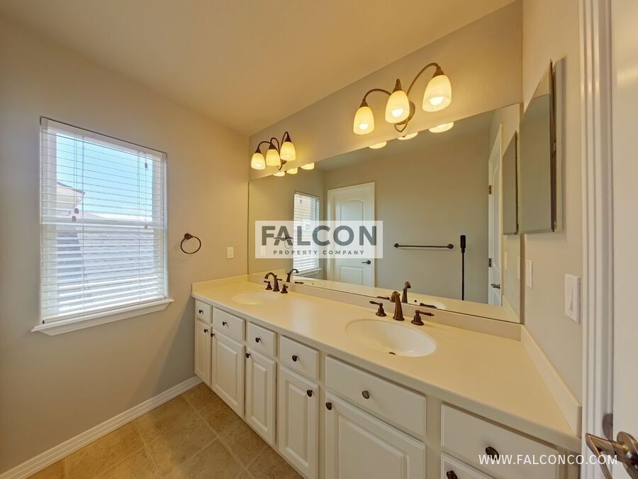 Spectacular Home In Wolf Ranch! property image