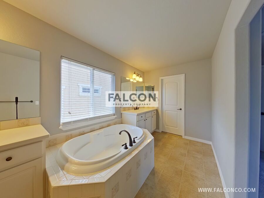 Spectacular Home In Wolf Ranch! property image