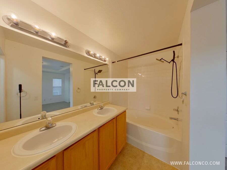 Delightful Home in Stetson Hills! property image