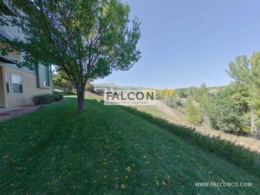 Incredible Condo in Rockrimmon! property image