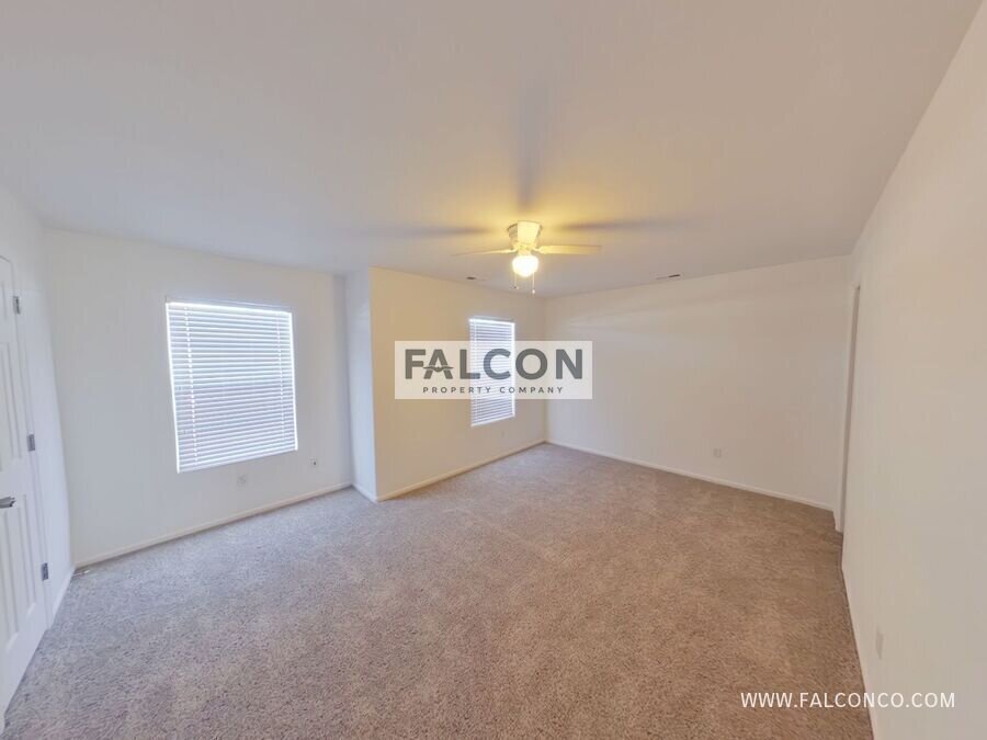Gorgeous Townhouse In Fountain! property image