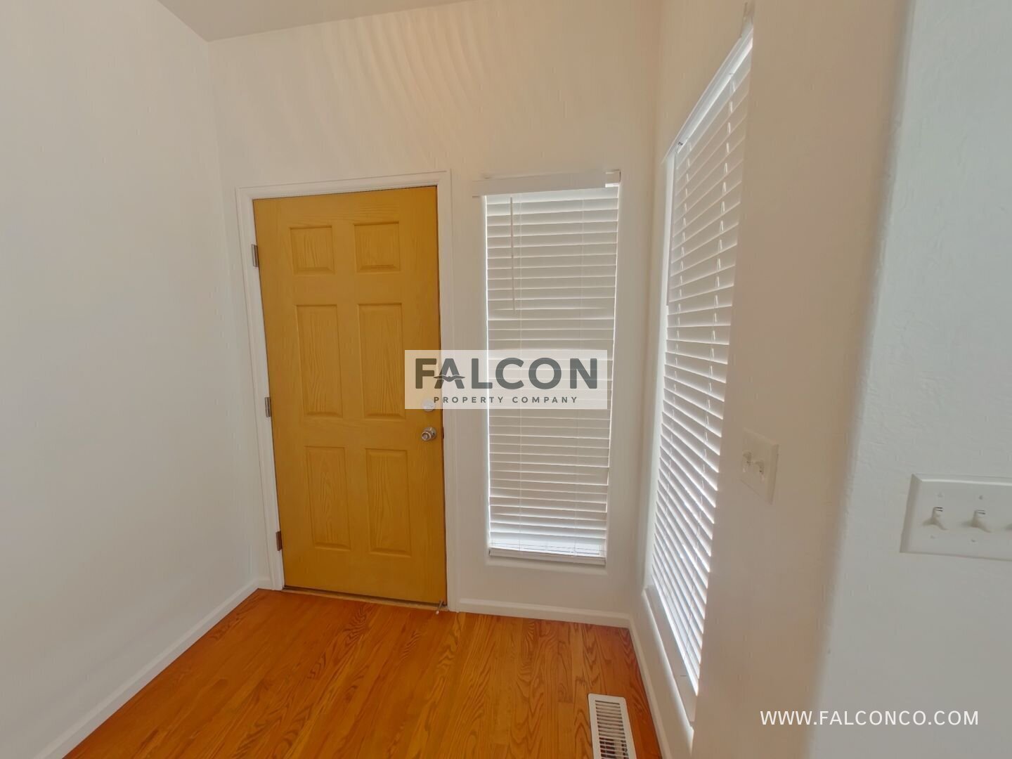Sensational Townhome in Claremont Ranch! property image