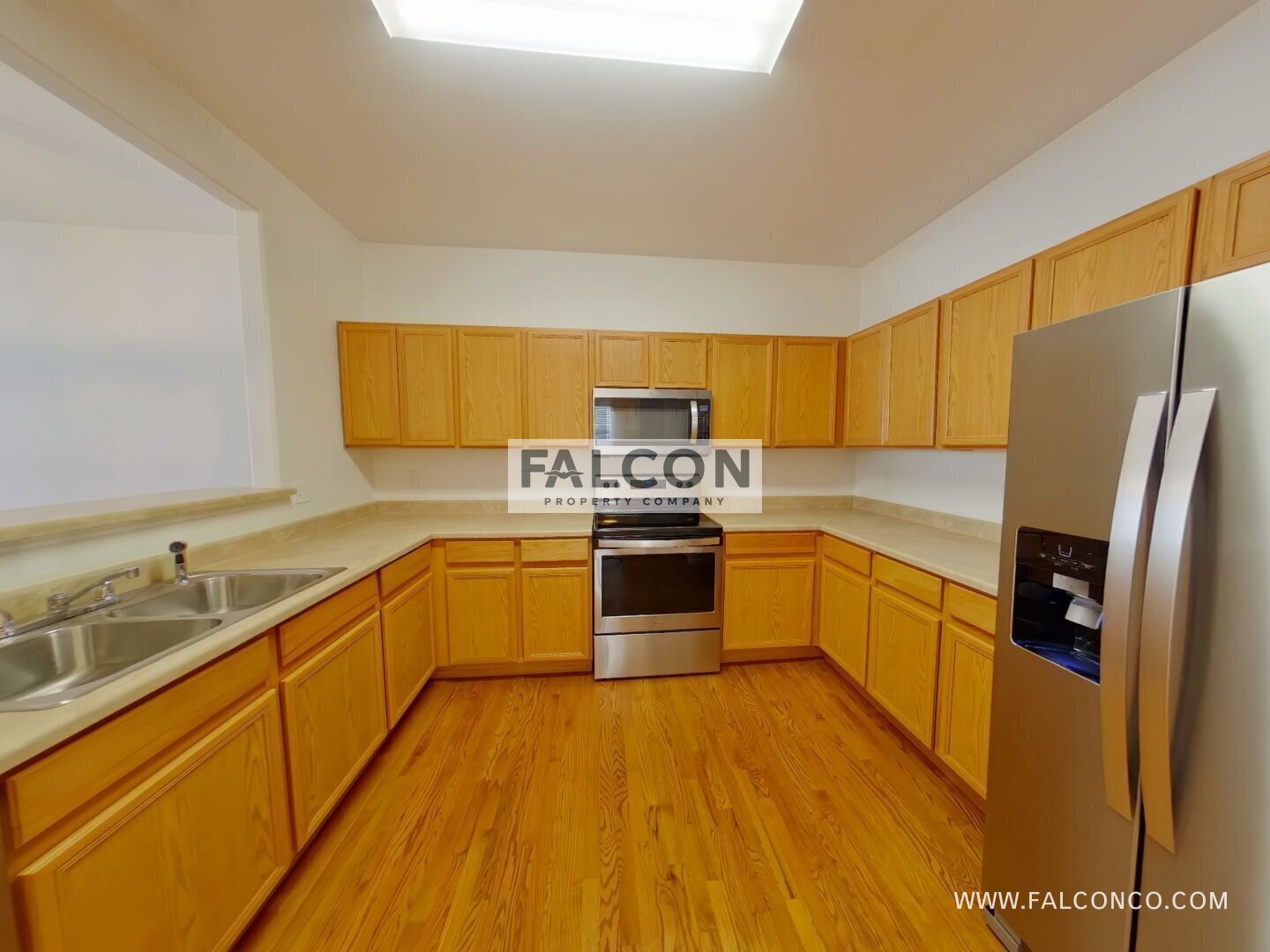 Sensational Townhome in Claremont Ranch! property image