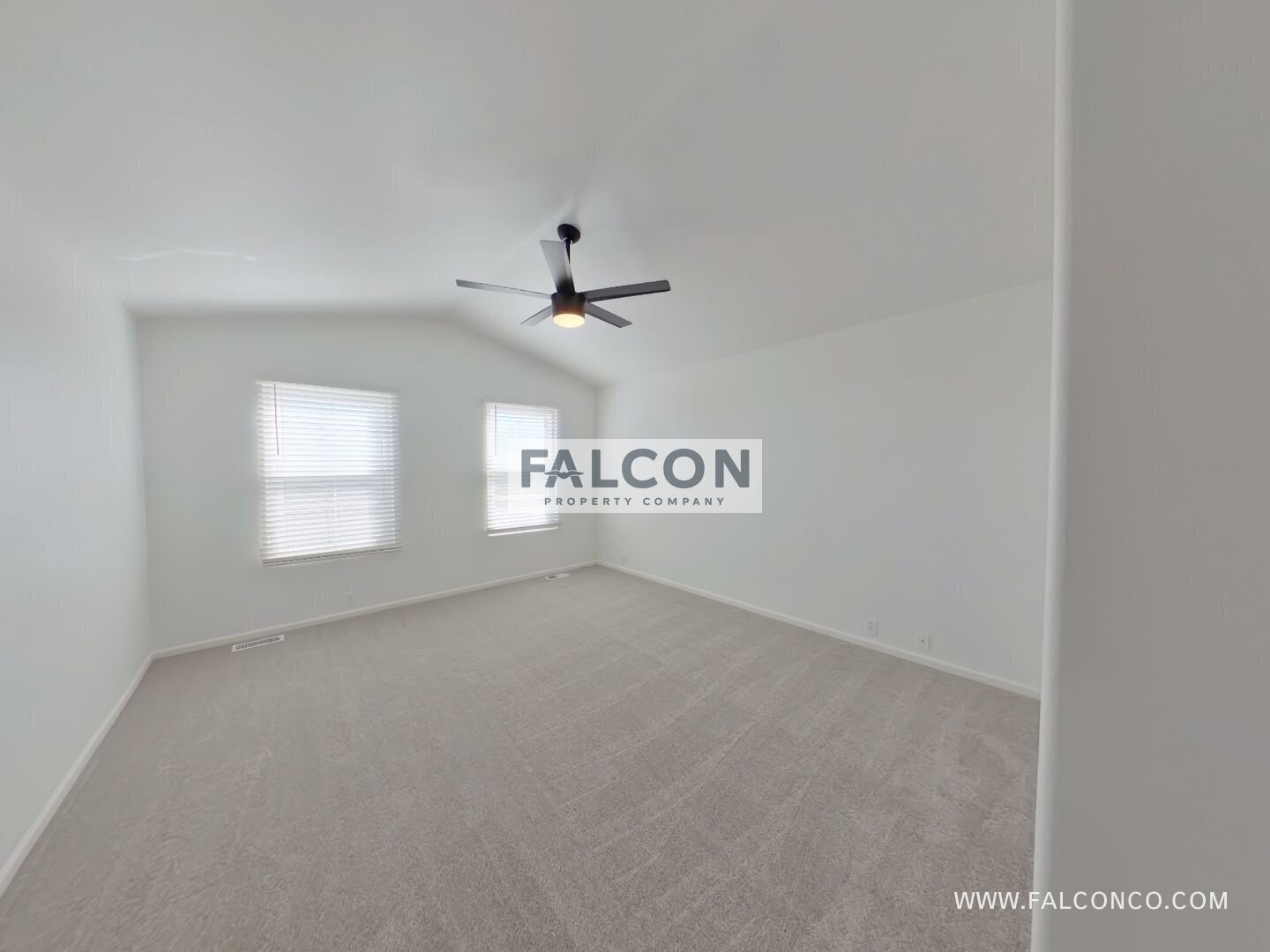 Sensational Townhome in Claremont Ranch! property image